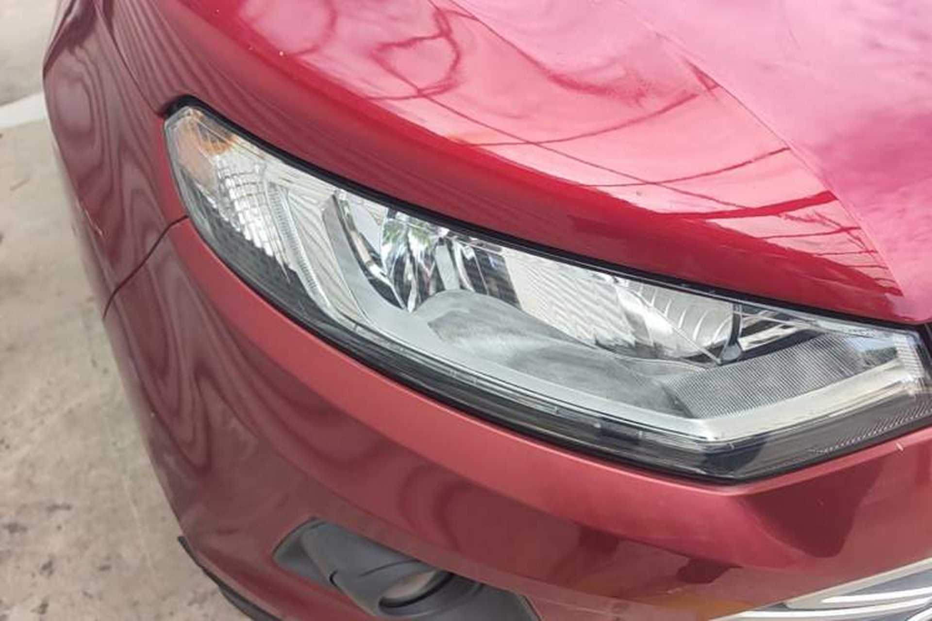 Used Ford EcoSport 2013 1.5L Automatic Fashion Model Right Front Headlight