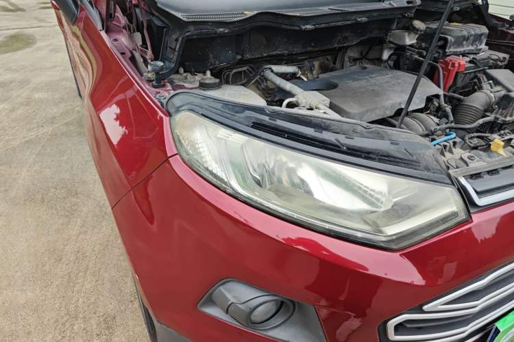 Used Ford EcoSport 2013 1.5L Automatic Fashion Model Right Front Headlight