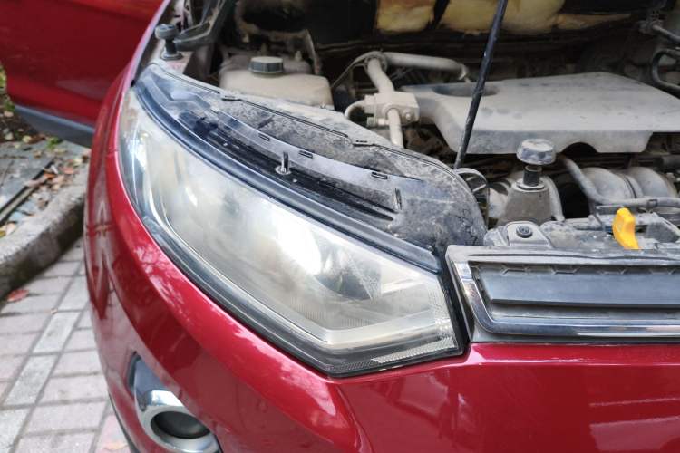 Used Ford EcoSport 2013 1.5L Manual Luxury Model Right Front Headlight