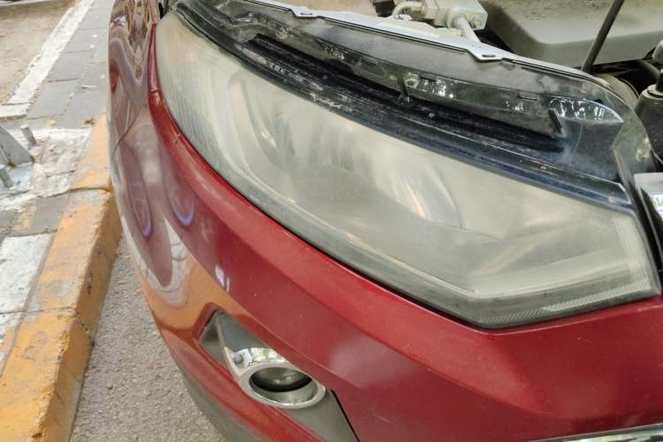 Used Ford EcoSport 2013 1.5L Automatic Prestige Model Right Front Headlight
