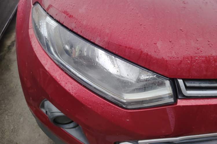 Used Ford EcoSport 2013 1.5L Automatic Fashion Model Right Front Headlight