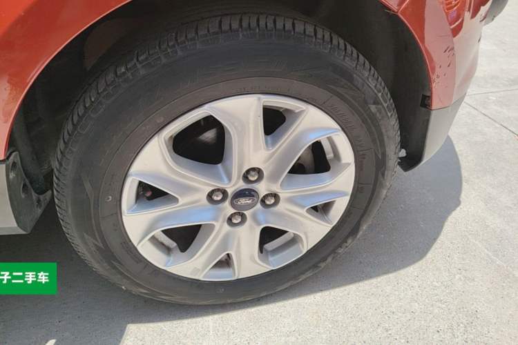 Used Ford EcoSport 2013 1.5L Manual Fashion Model Right Front Wheel Hub
