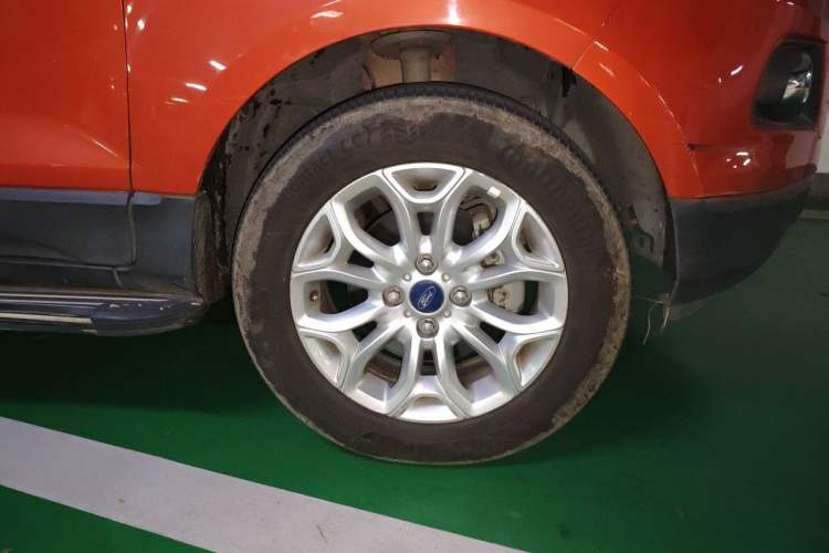Used Ford EcoSport 2013 1.5L Automatic Prestige Model Right Front Wheel Hub