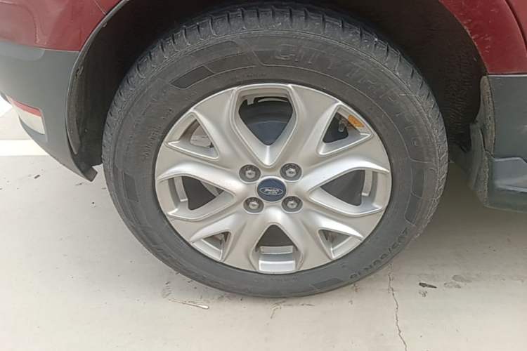 Used Ford EcoSport 2013 1.5L Automatic Fashion Model Right Rear Wheel Hub