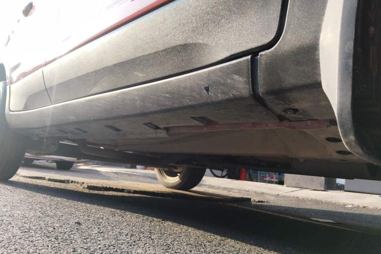Used Ford EcoSport 2013 1.5L Manual Luxury Model Right Side Sill