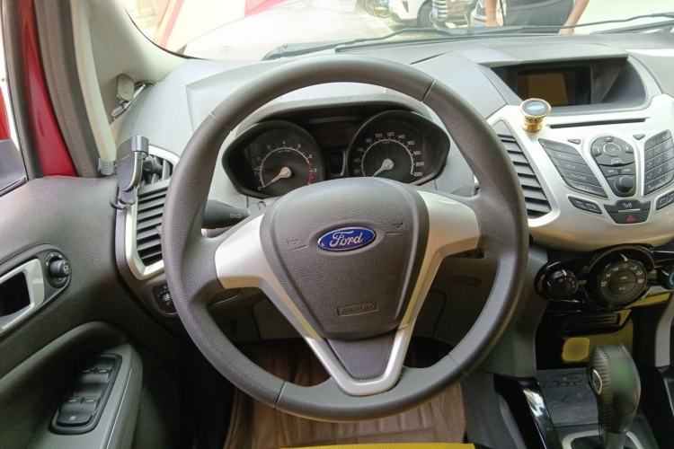 Used Ford EcoSport 2013 1.5L Automatic Fashion Model Steering Wheel