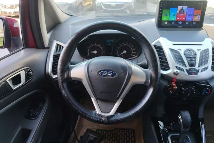 Used Ford EcoSport 2013 1.5L Automatic Fashion Model Steering Wheel
