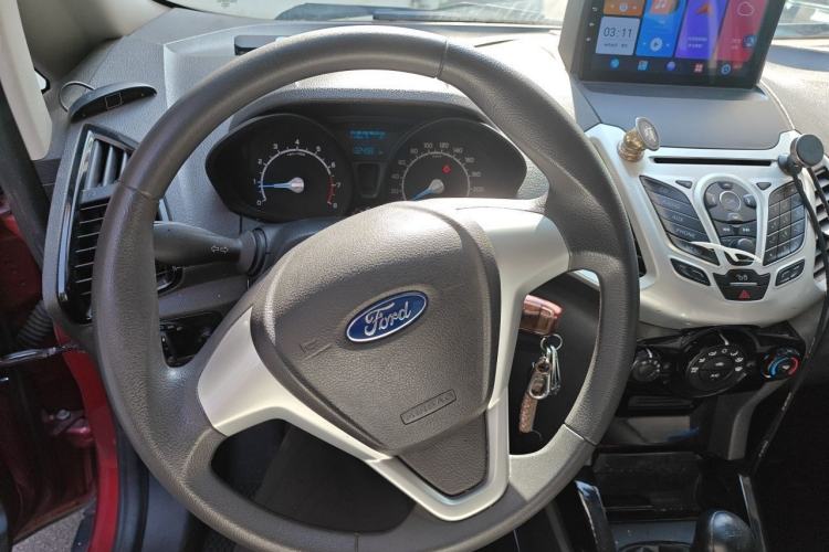 Used Ford EcoSport 2013 1.5L Manual Fashion Model Steering Wheel