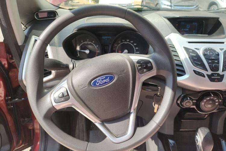 Used Ford EcoSport 2013 1.5L Automatic Fashion Model Steering Wheel