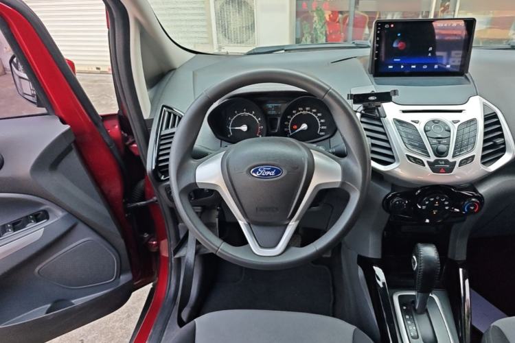 Used Ford EcoSport 2013 1.5L Automatic Fashion Model Steering Wheel