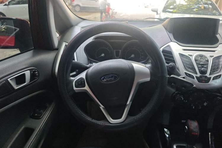 Used Ford EcoSport 2013 1.5L Automatic Prestige Model Steering Wheel