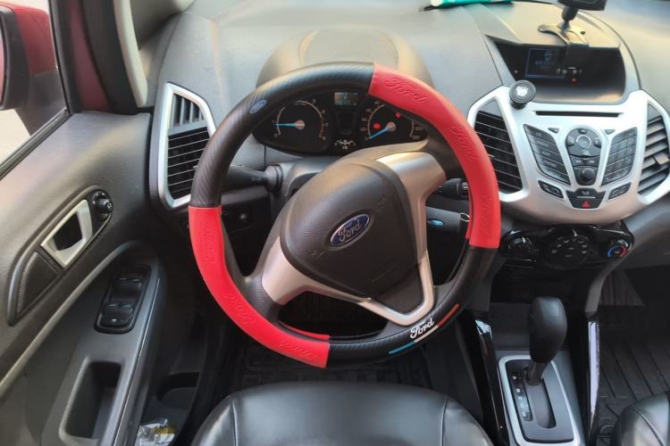 Used Ford EcoSport 2013 1.5L Automatic Fashion Model Steering Wheel