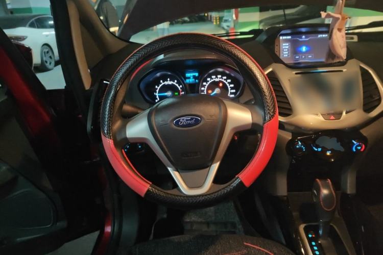 Used Ford EcoSport 2013 1.5L Automatic Fashion Model Steering Wheel