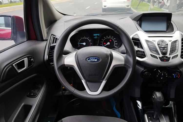 Used Ford EcoSport 2013 1.5L Automatic Fashion Model Steering Wheel