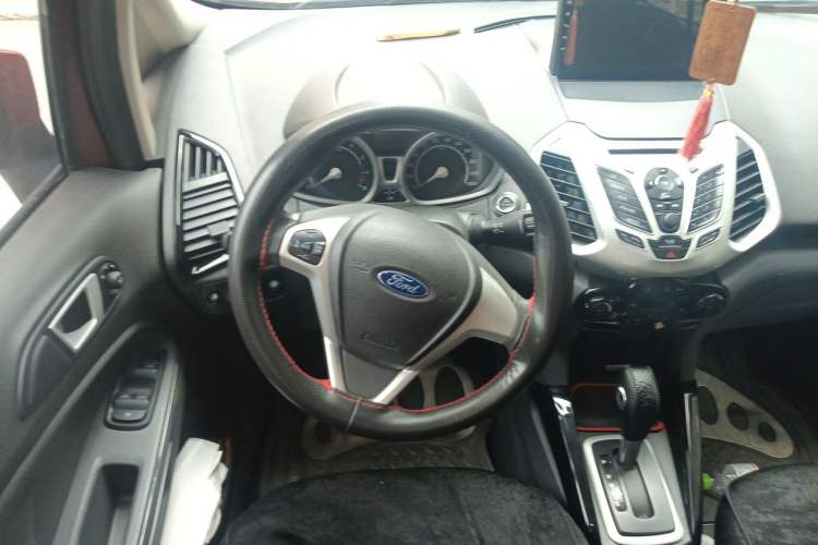 Used Ford EcoSport 2013 1.5L Automatic Prestige Model Steering Wheel