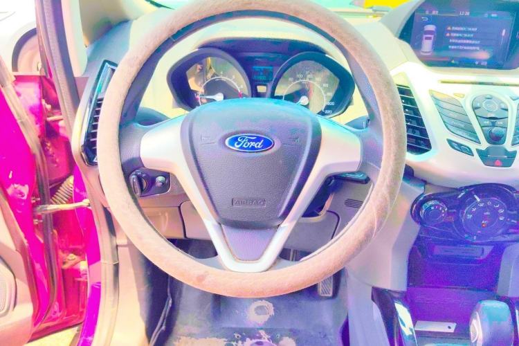 Used Ford EcoSport 2013 1.5L Automatic Fashion Model Steering Wheel