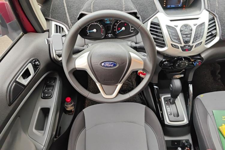 Used Ford EcoSport 2013 1.5L Automatic Fashion Model Steering Wheel