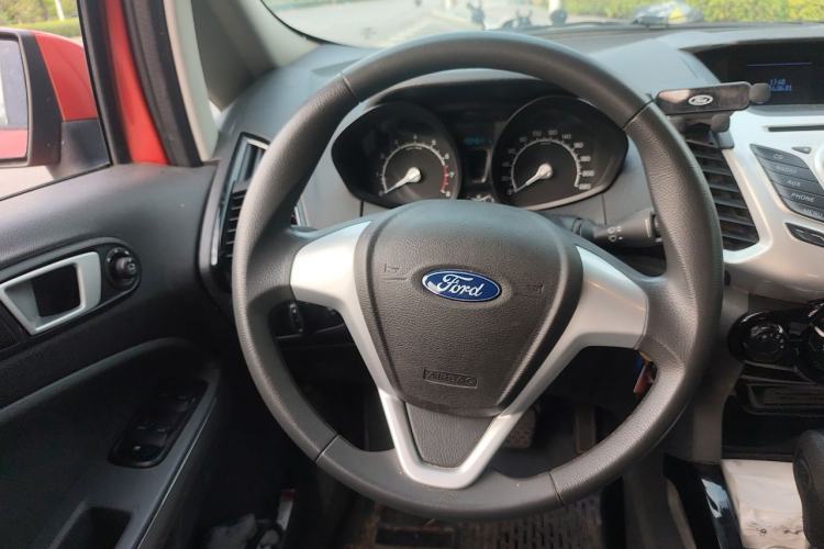 Used Ford EcoSport 2013 1.5L Automatic Fashion Model Steering Wheel