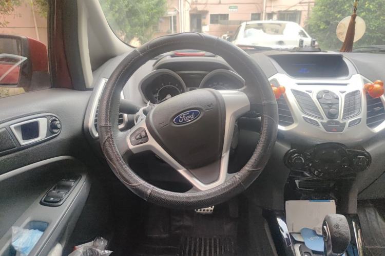 Used Ford EcoSport 2013 1.5L Automatic Prestige Model Steering Wheel