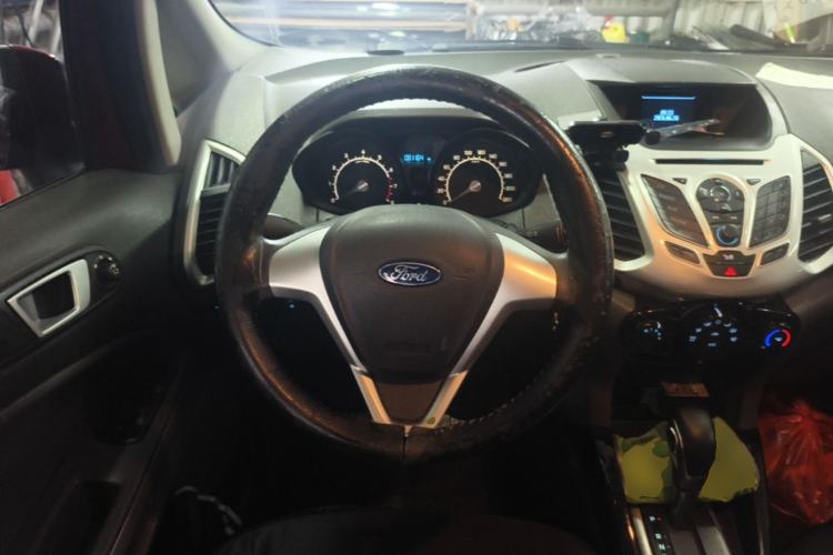 Used Ford EcoSport 2013 1.5L Automatic Fashion Model Steering Wheel