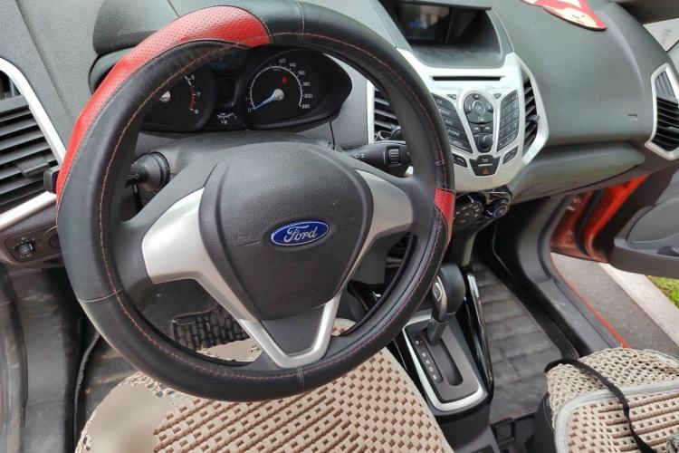 Used Ford EcoSport 2013 1.5L Automatic Fashion Model Steering Wheel