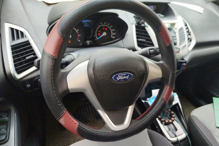 Used Ford EcoSport 2013 1.5L Automatic Fashion Model Steering Wheel