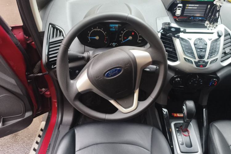 Used Ford EcoSport 2013 1.5L Automatic Fashion Model Steering Wheel
