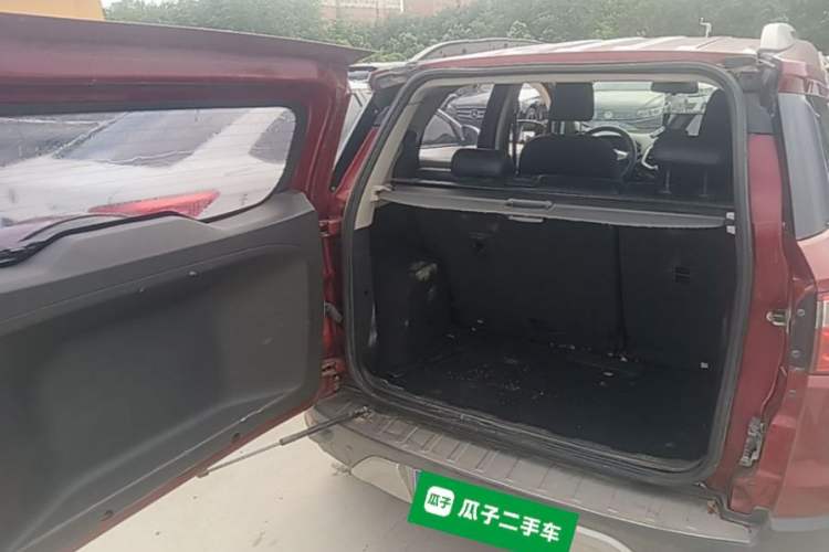 Used Ford EcoSport 2013 1.5L Automatic Fashion Model Trunk