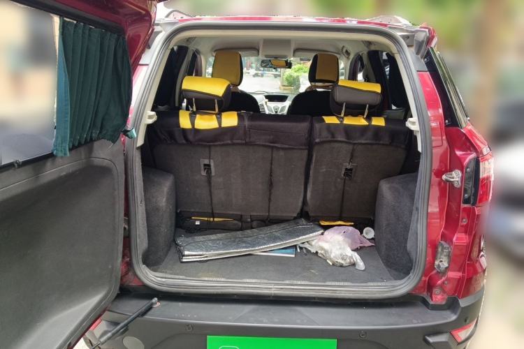 Used Ford EcoSport 2013 1.5L Automatic Fashion Model Trunk