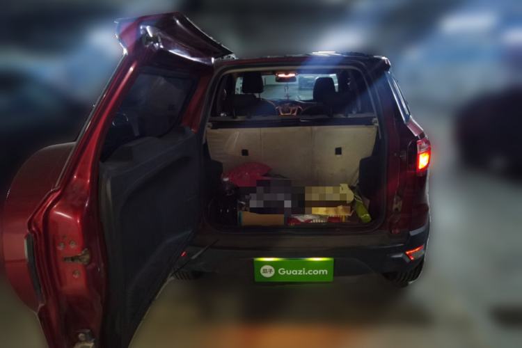 Used Ford EcoSport 2013 1.5L Manual Fashion Model Trunk