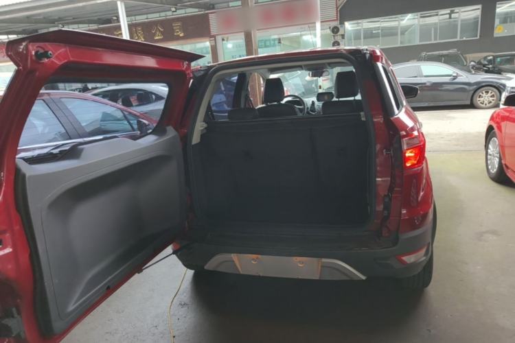 Used Ford EcoSport 2013 1.5L Manual Comfort Model Trunk