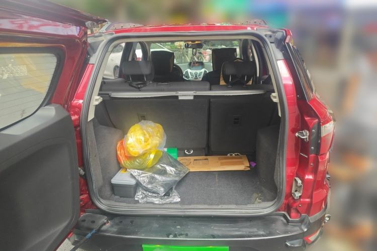 Used Ford EcoSport 2013 1.5L Automatic Fashion Model Trunk