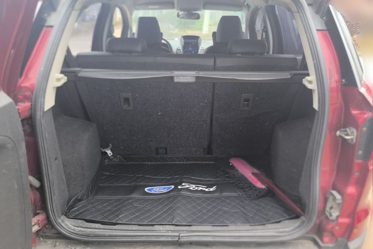 Used Ford EcoSport 2013 1.5L Automatic Fashion Model Trunk
