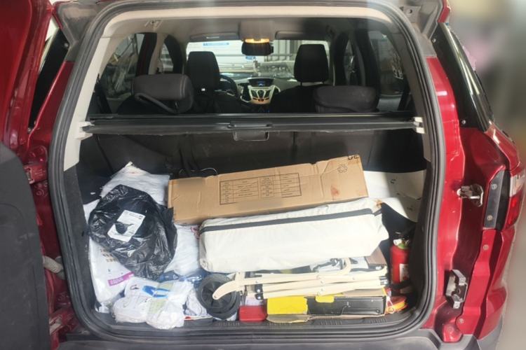 Used Ford EcoSport 2013 1.5L Automatic Fashion Model Trunk