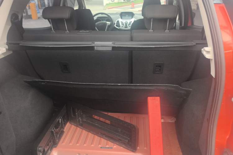 Used Ford EcoSport 2013 1.5L Automatic Prestige Model Trunk
