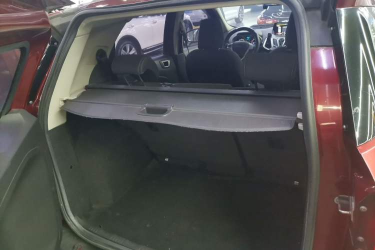 Used Ford EcoSport 2013 1.5L Automatic Prestige Model Trunk