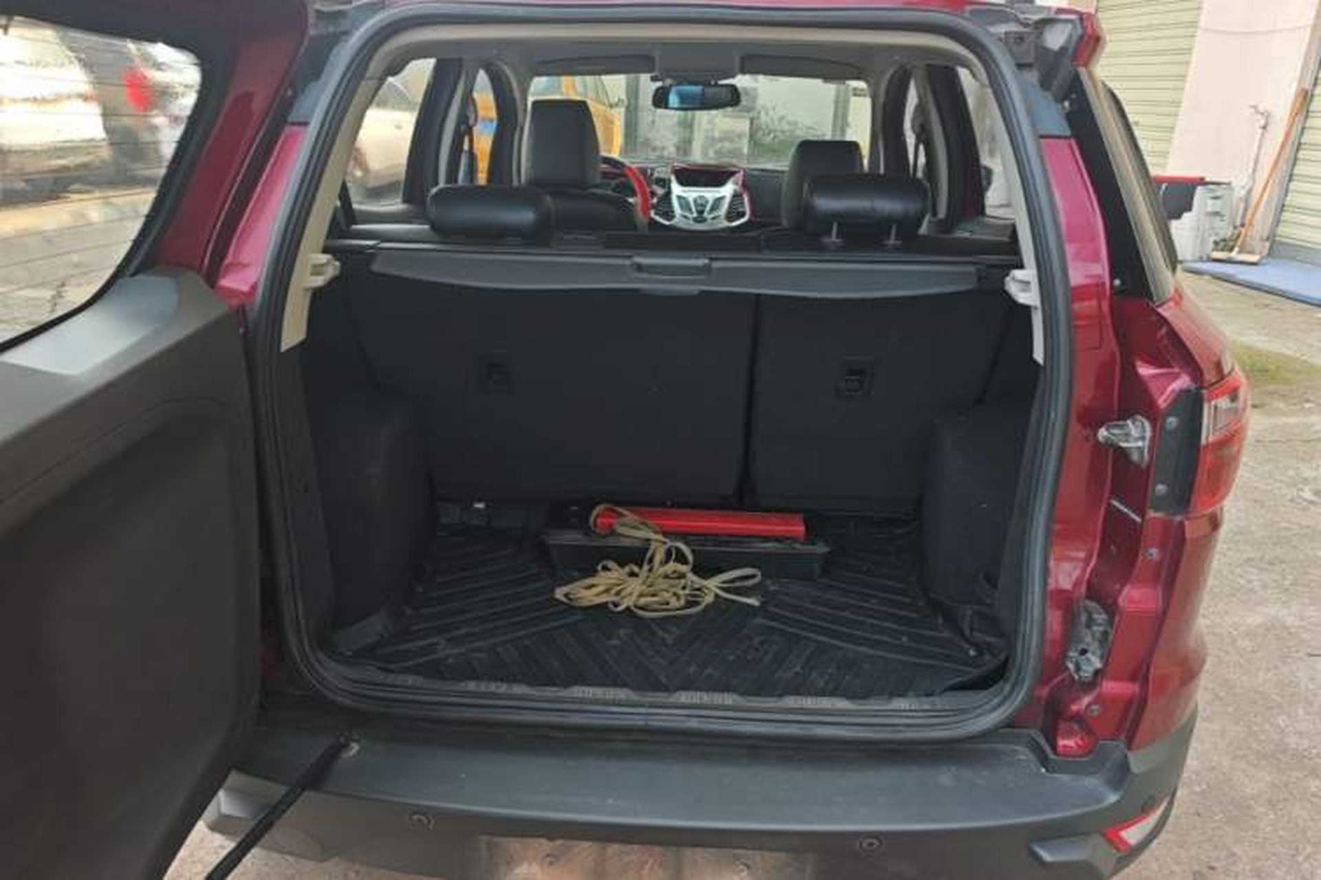 Used Ford EcoSport 2013 1.5L Manual Luxury Model Trunk