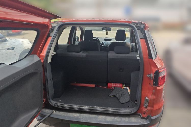 Used Ford EcoSport 2013 1.5L Manual Comfort Model Trunk