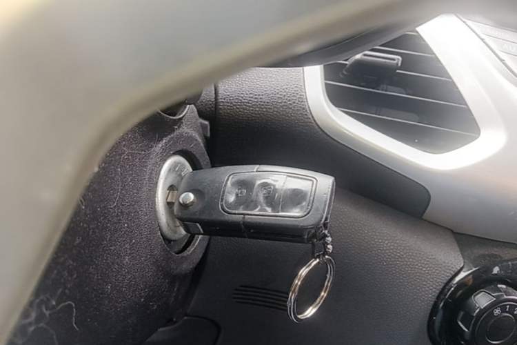 Used Ford EcoSport 2013 1.5L Automatic Fashion Model Vehicle Key
