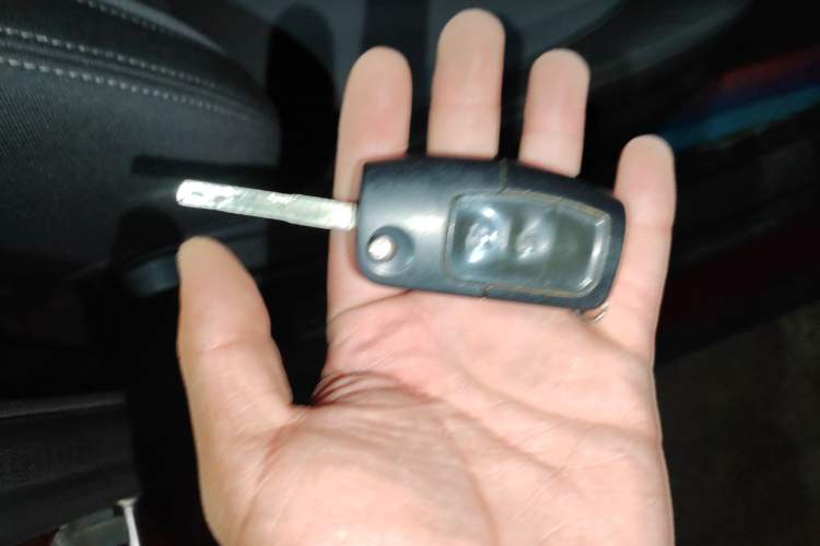 Used Ford EcoSport 2013 1.5L Automatic Fashion Model Vehicle Key
