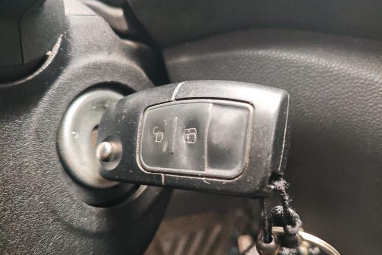 Used Ford EcoSport 2013 1.5L Automatic Fashion Model Vehicle Key