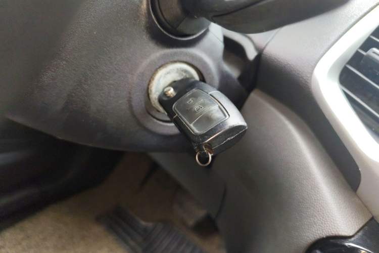 Used Ford EcoSport 2013 1.5L Automatic Fashion Model Vehicle Key