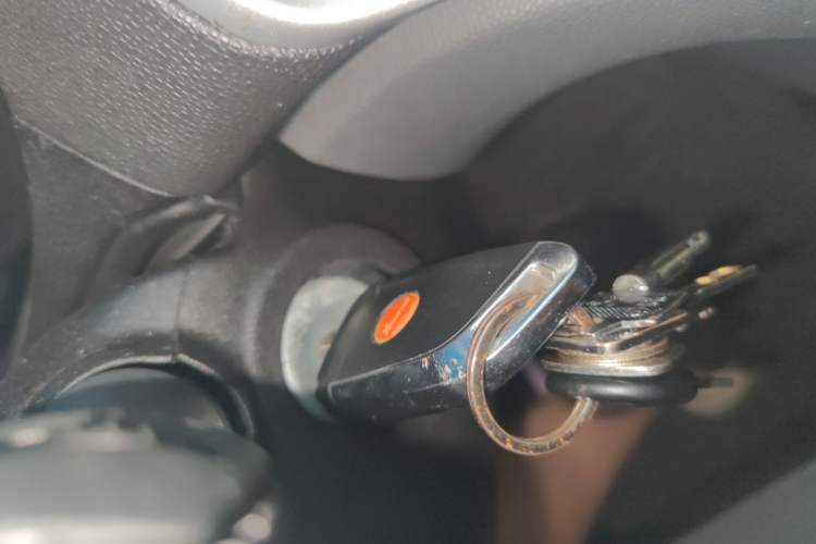 Used Ford EcoSport 2013 1.5L Automatic Fashion Model Vehicle Key
