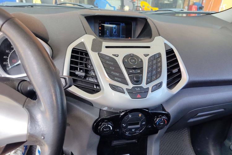 Used Ford EcoSport 2013 1.0L GTDi Manual Luxury Model Audio And AC Panel