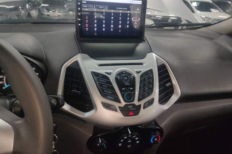 Used Ford EcoSport 2013 1.5L Automatic Fashion Model Audio And AC Panel
