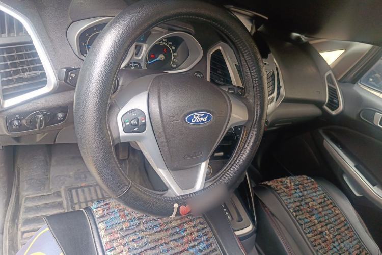 Used Ford EcoSport 2013 1.5L Automatic Prestige Model Center Console
