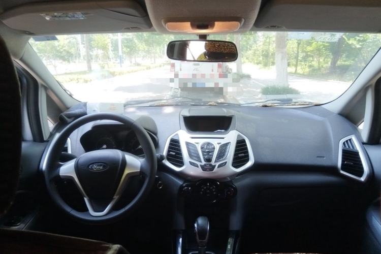 Used Ford EcoSport 2013 1.5L Automatic Fashion Model Center Console