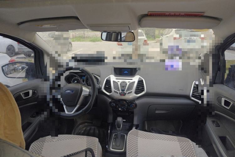 Used Ford EcoSport 2013 1.5L Automatic Prestige Model Center Console