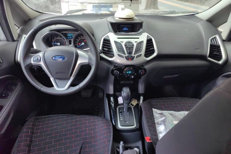 Used Ford EcoSport 2013 1.5L Automatic Prestige Model Center Console