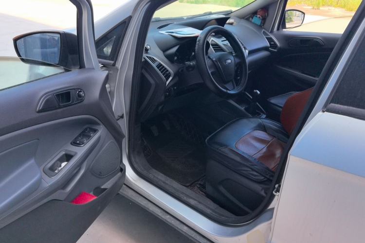 Used Ford EcoSport 2013 1.5L Manual Comfort Model Driver Seat